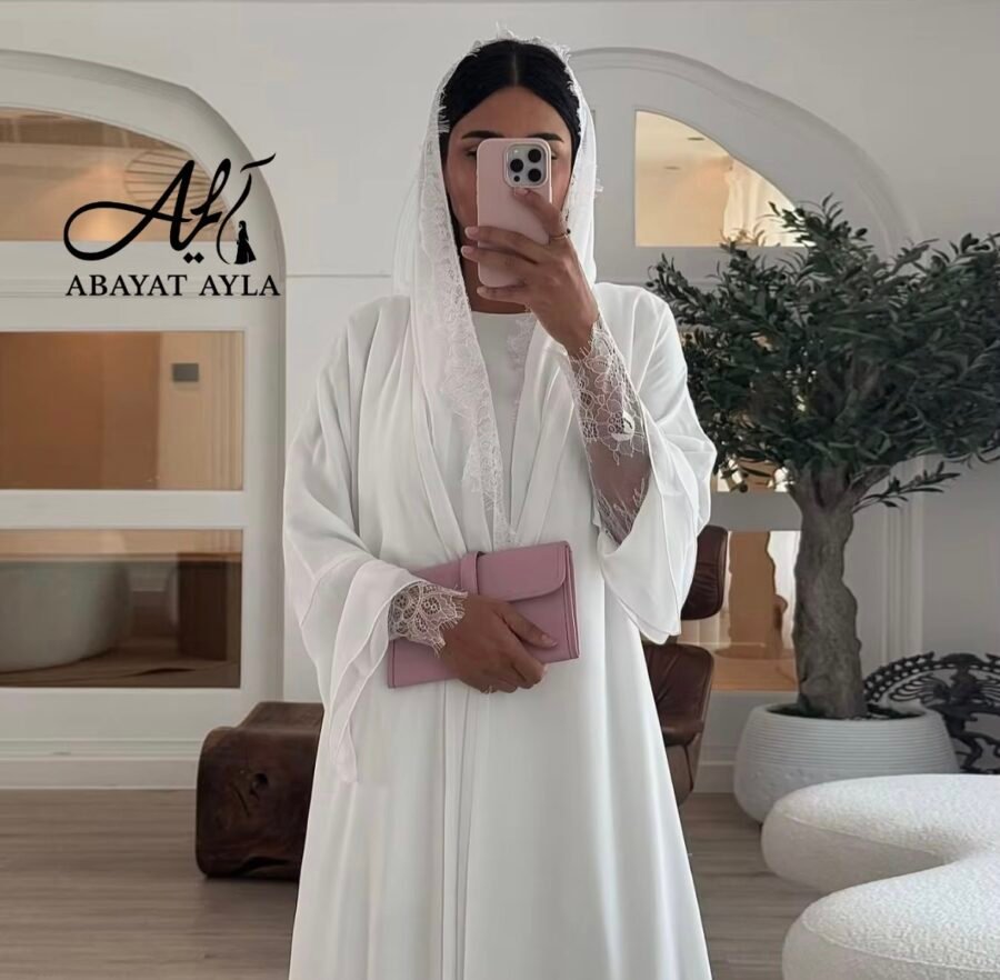 ⁦عباية بيضاء ناعمة⁩ - الصورة ⁦2⁩
