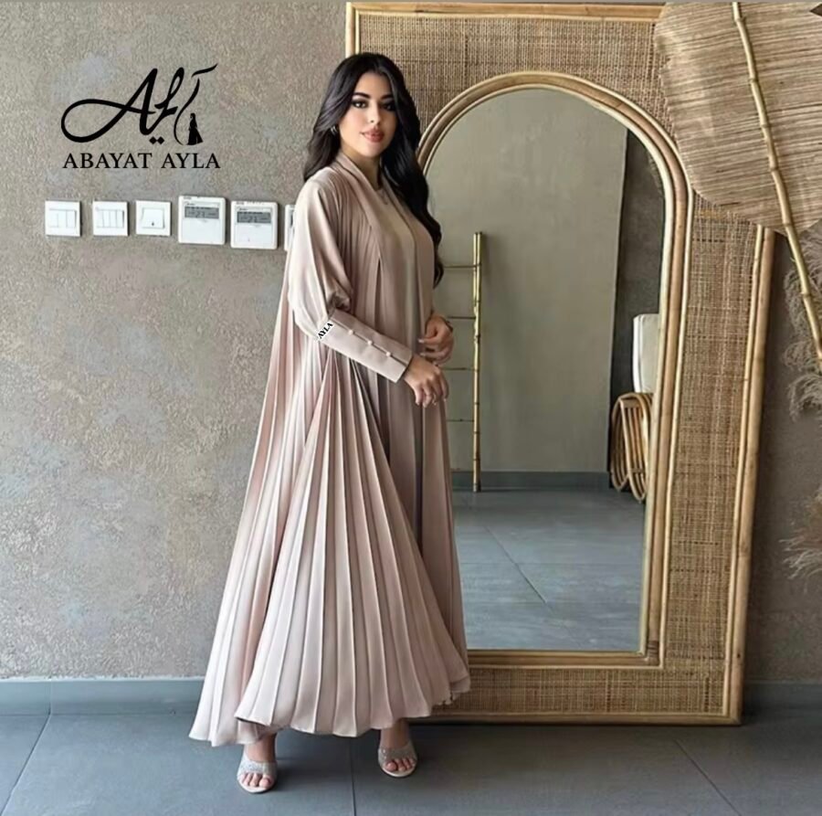 ⁦عباية أنيقة بلون بيج ناعم⁩ - الصورة ⁦3⁩